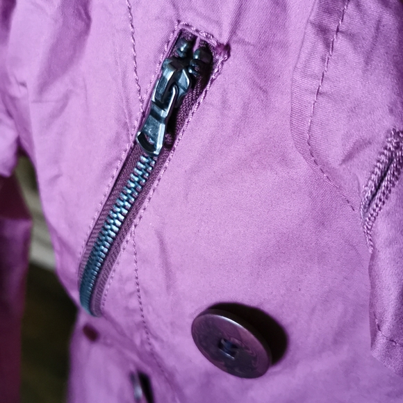 KENNETH COLE Plum coloured Trench Coat - Picture 3 of 5